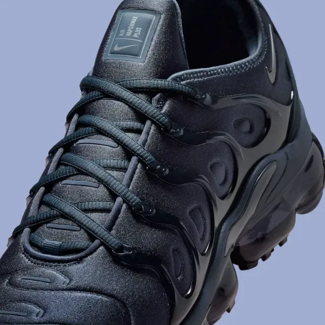 Nike Air VaporMax Plus Dark Navy Lifestyle Sneakers 13