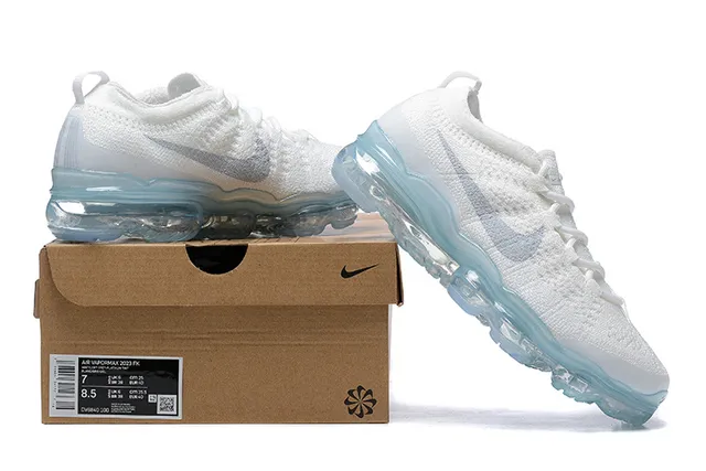 Nike Air VaporMax White Light Blue Lifestyle Sneakers 8