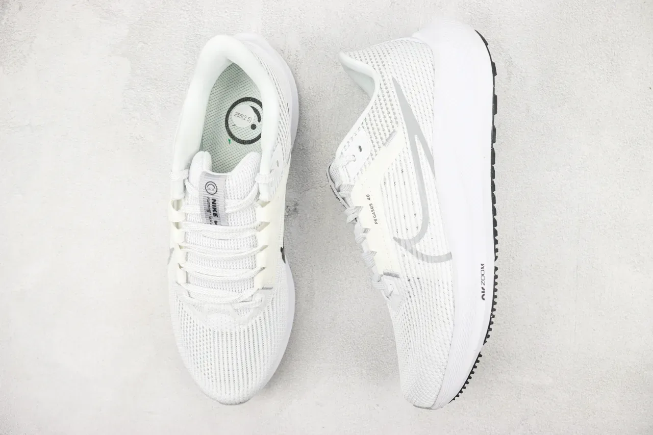 Nike Air Zoom Pegasus 40 Chaussures de Course Blanc Gris 3