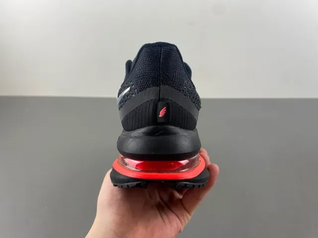 Nike Air Zoom Pegasus Chaussures de course noir et rouge 4
