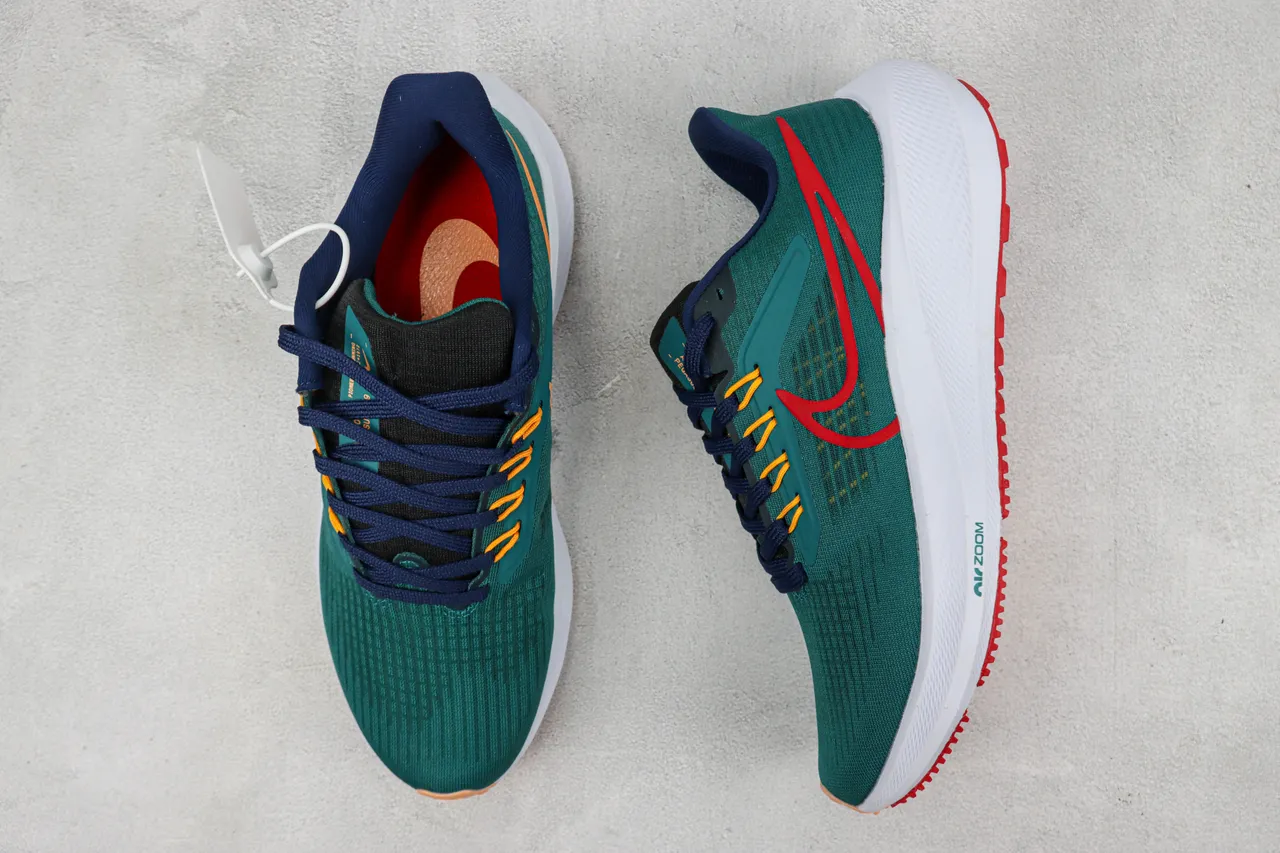 Nike Air Zoom Pegasus Teal Green Red chaussures de course 3
