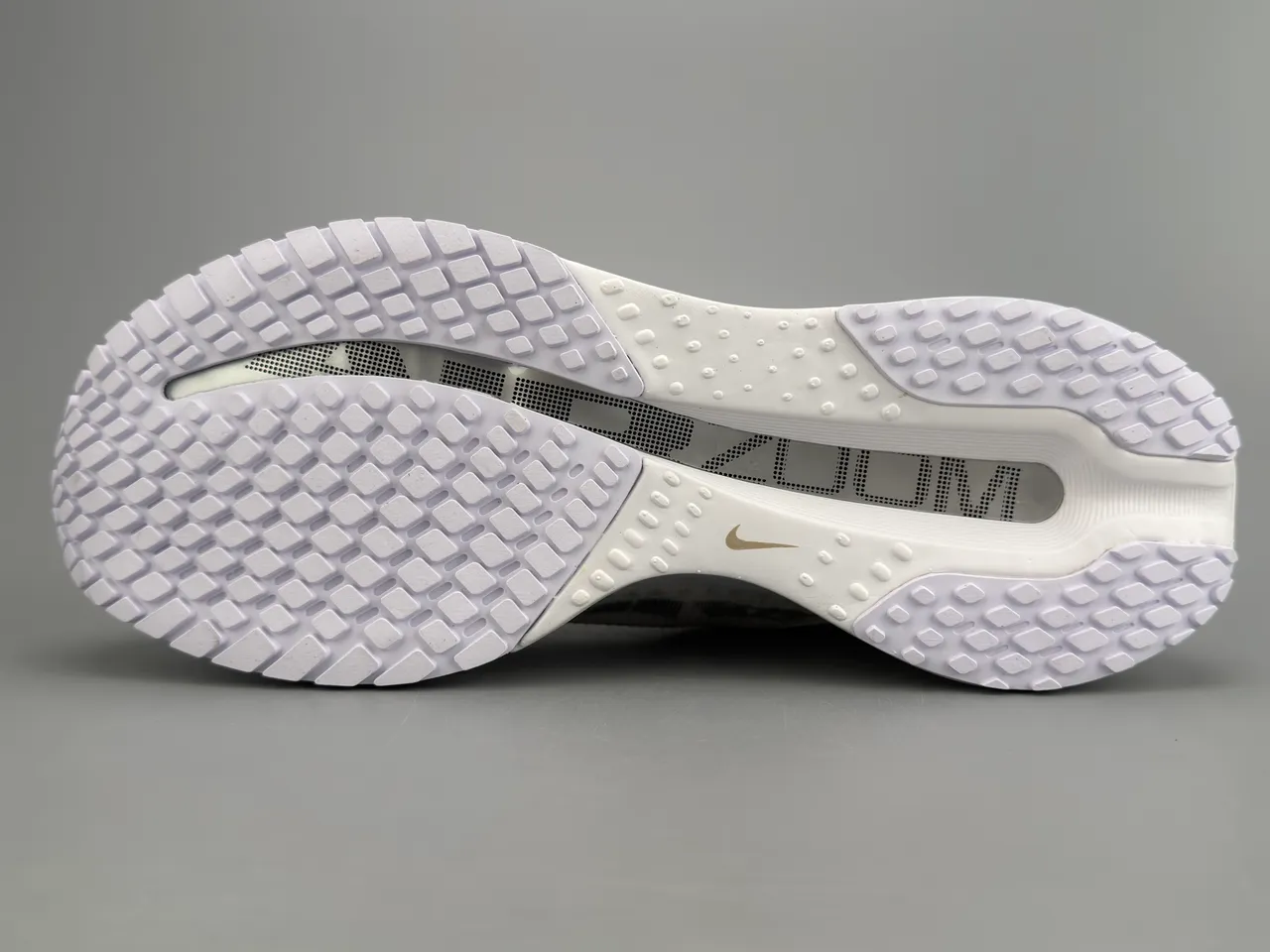 Nike Air Zoom Pegasus White Black Engineered Mesh Upper Full-Length Unit Running Shoes 8