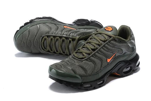 Nike Army Green Orange Wavy Upper Overlays Visible Air Cushioning Units Lifestyle Sneakers 4