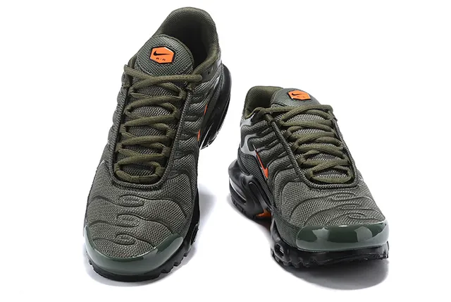Nike Army Green Orange Wavy Upper Overlays Visible Air Cushioning Units Lifestyle Sneakers 5
