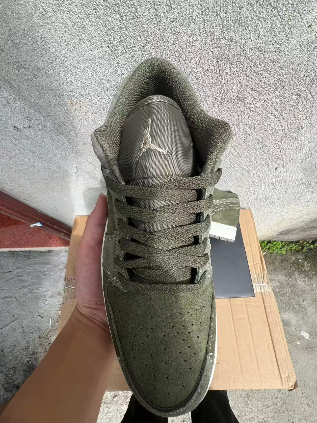 Nike Army Green White Olive Suede Contrast Stitching Lifestyle Sneakers 3