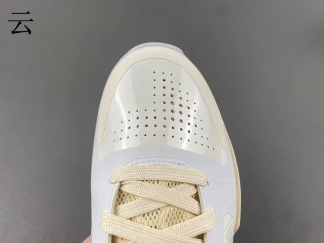 Nike Beige White High-Top Textured Synthetic Upper Basketball Shoes 8