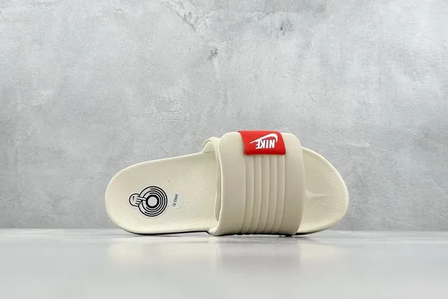 Nike Benassi Beige Red Ribbed Strap Branded Heel Tab Slippers 7