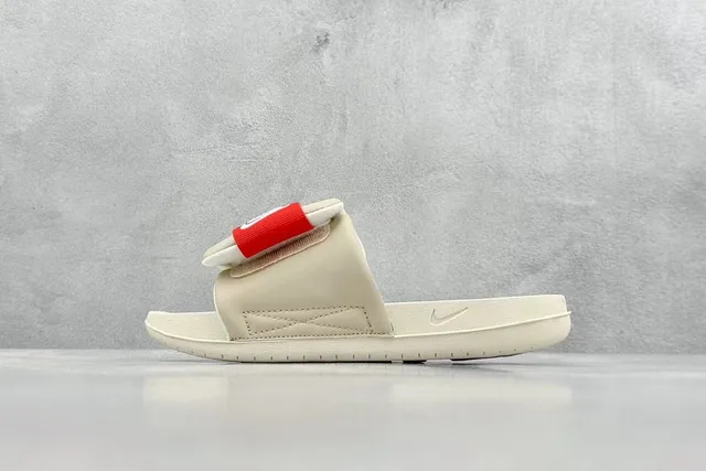 Nike Benassi Beige Red Ribbed Strap Branded Heel Tab Slippers 9