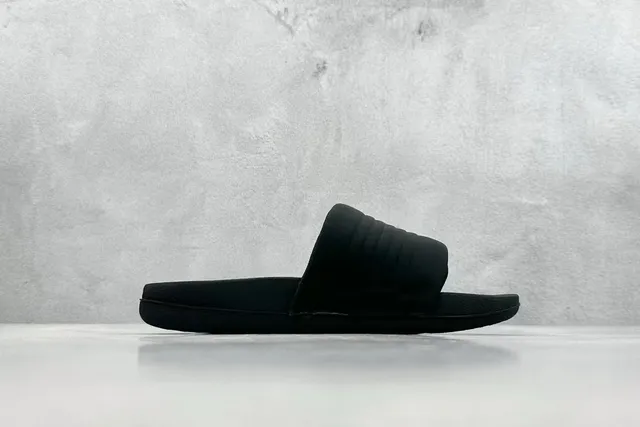 Nike Benassi JDI Black Slippers 8
