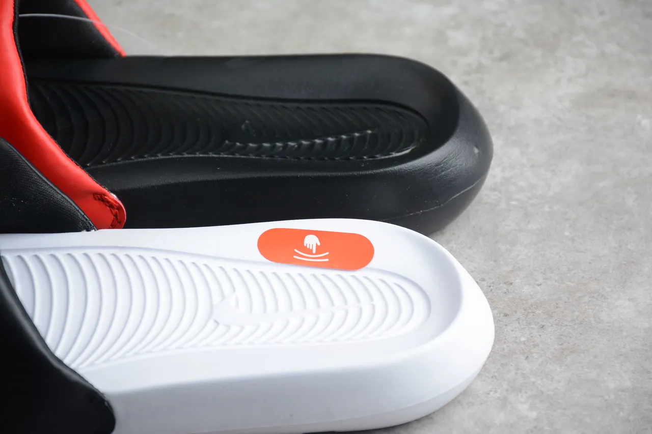Nike Benassi JDI Slide Slipper 5