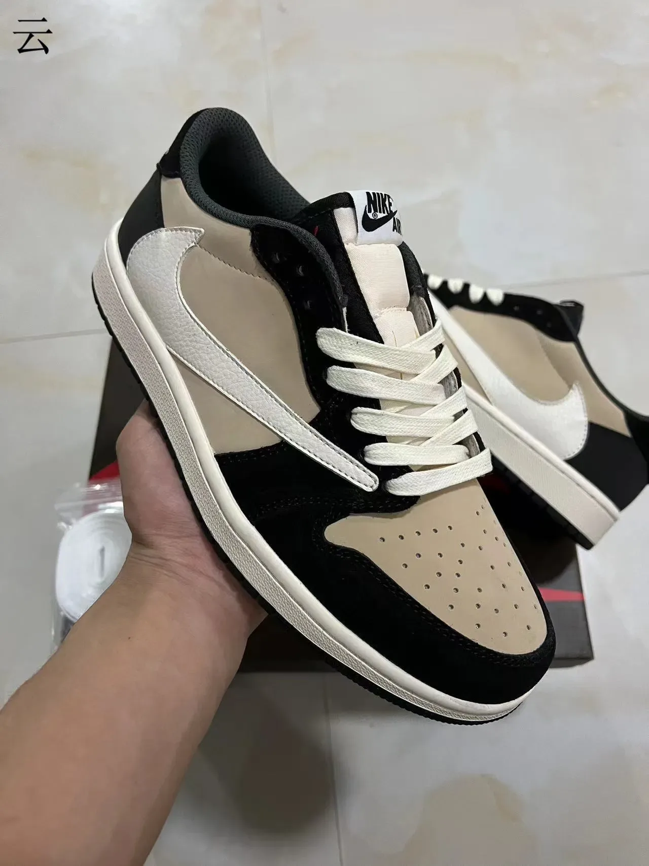 Nike Black Beige Low-Top Layered Panel Construction Lifestyle Sneakers 2