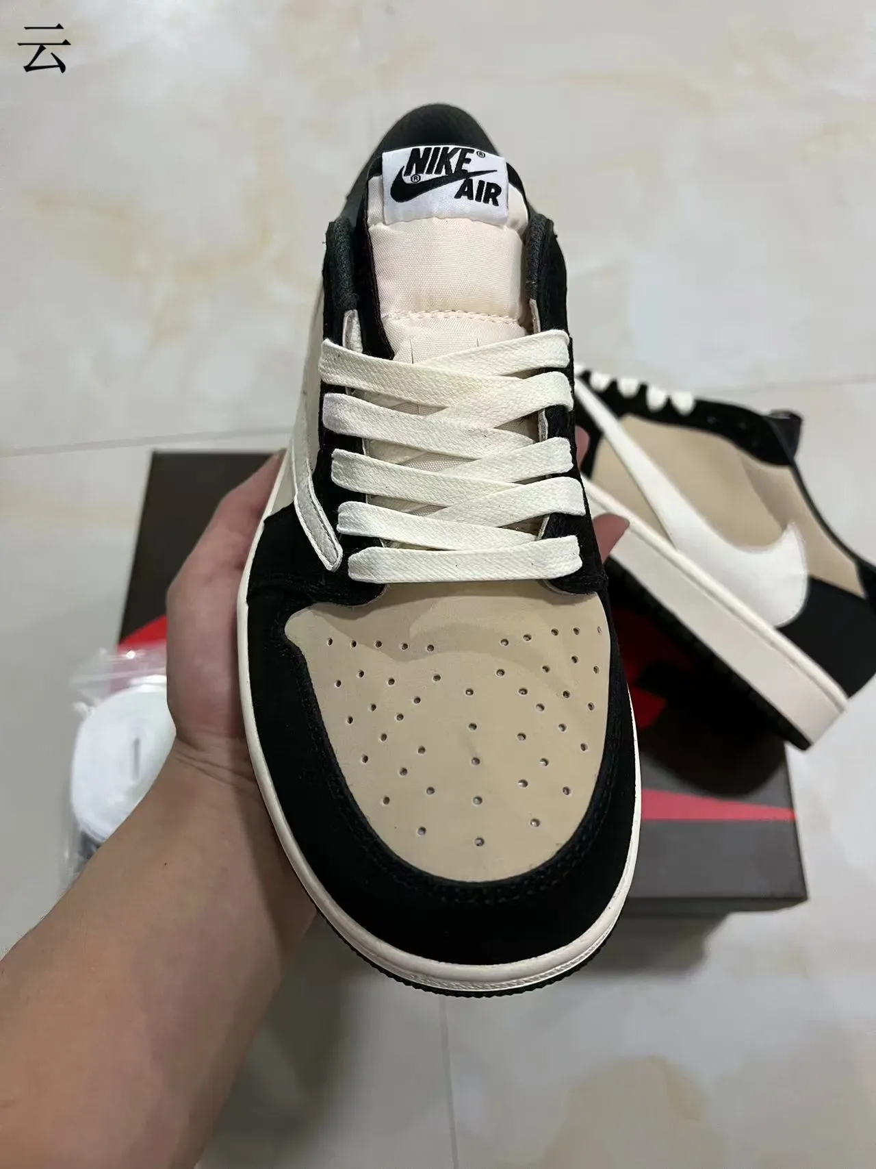 Nike Black Beige Low-Top Layered Panel Construction Lifestyle Sneakers 3