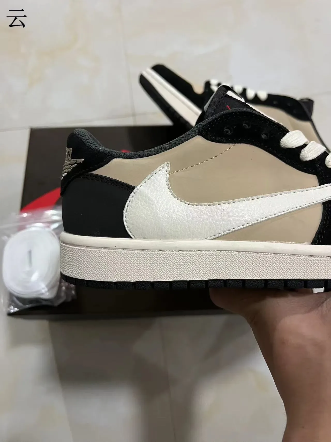 Nike Black Beige Low-Top Layered Panel Construction Lifestyle Sneakers 7