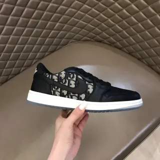 Nike Black Beige Low-Top Monogrammed Side Panel Lifestyle Sneakers