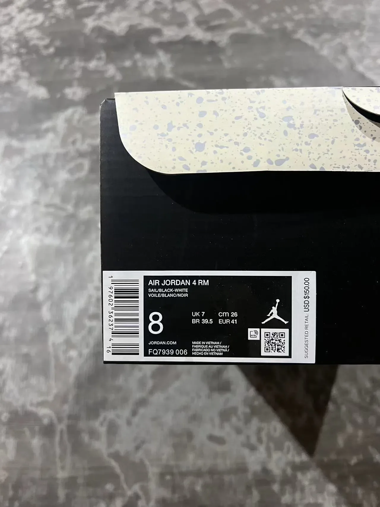 Nike Black Beige Sculpted Midsole Layered Synthetic And Mesh Upper Lifestyle Sneakers 10
