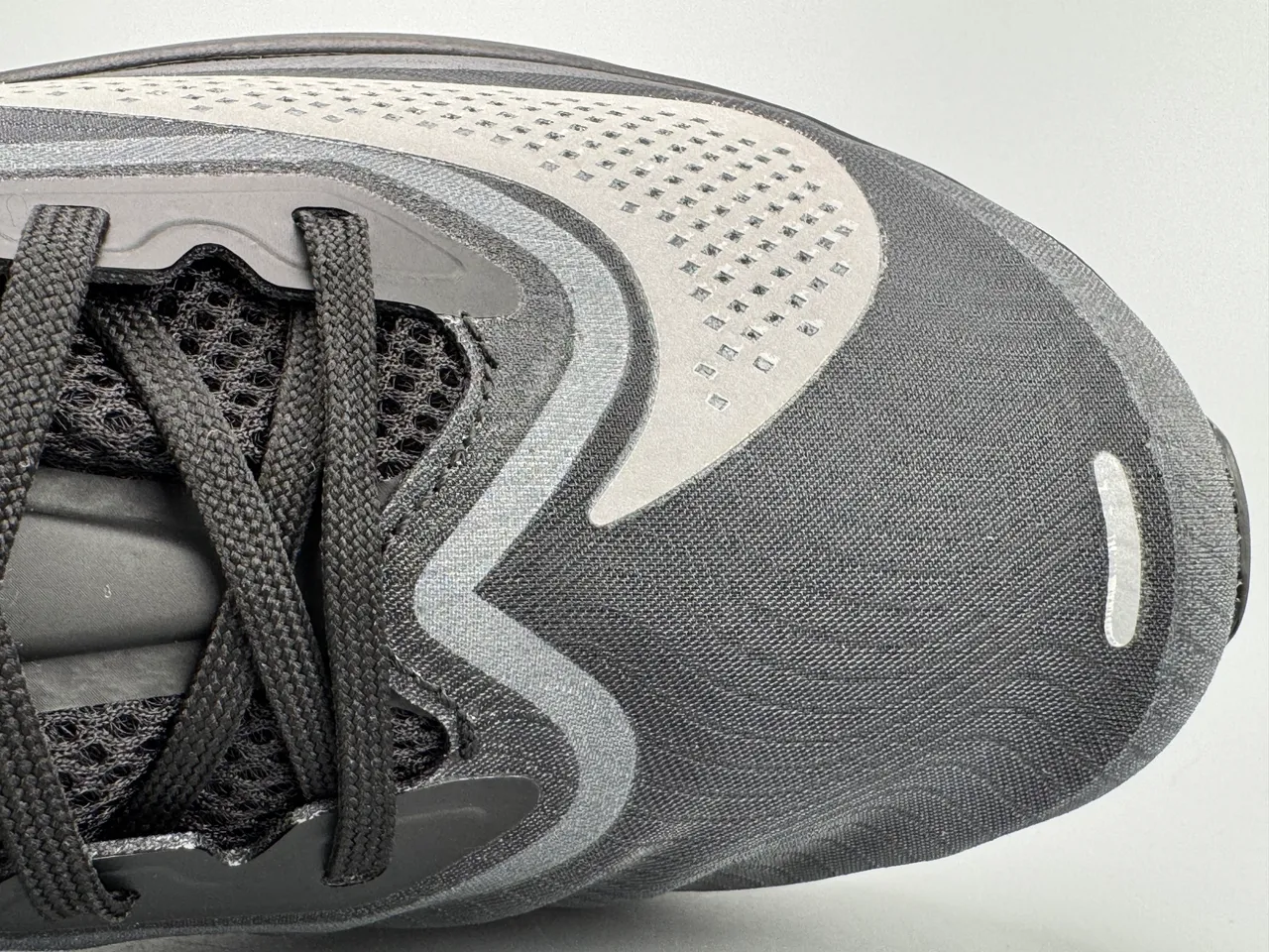 Nike Black Gray Racing Silhouette Perforated Mesh Toebox Running Shoes 2
