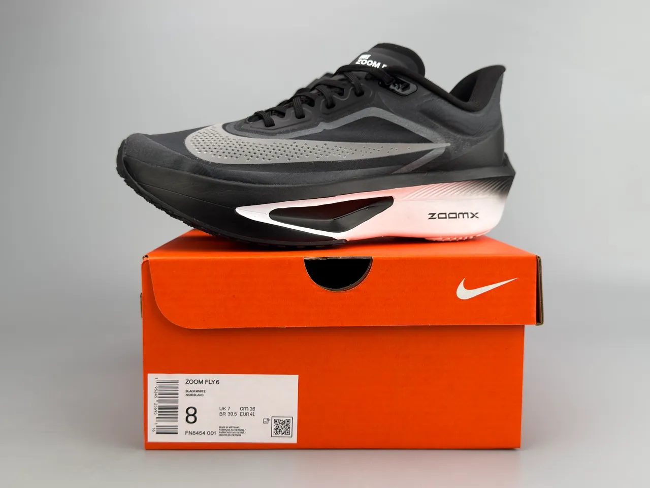 Nike Black Gray Racing Silhouette Perforated Mesh Toebox Running Shoes 4