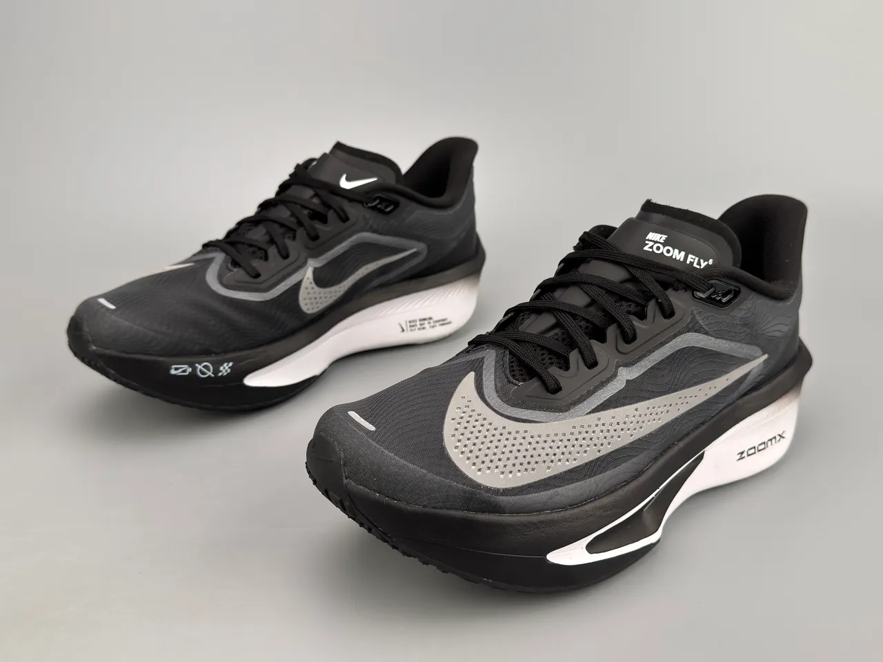 Nike Black Gray Racing Silhouette Perforated Mesh Toebox Running Shoes 5