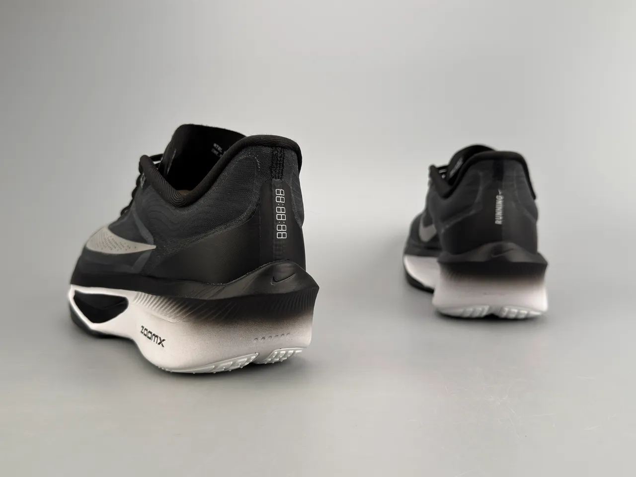 Nike Black Gray Racing Silhouette Perforated Mesh Toebox Running Shoes 6