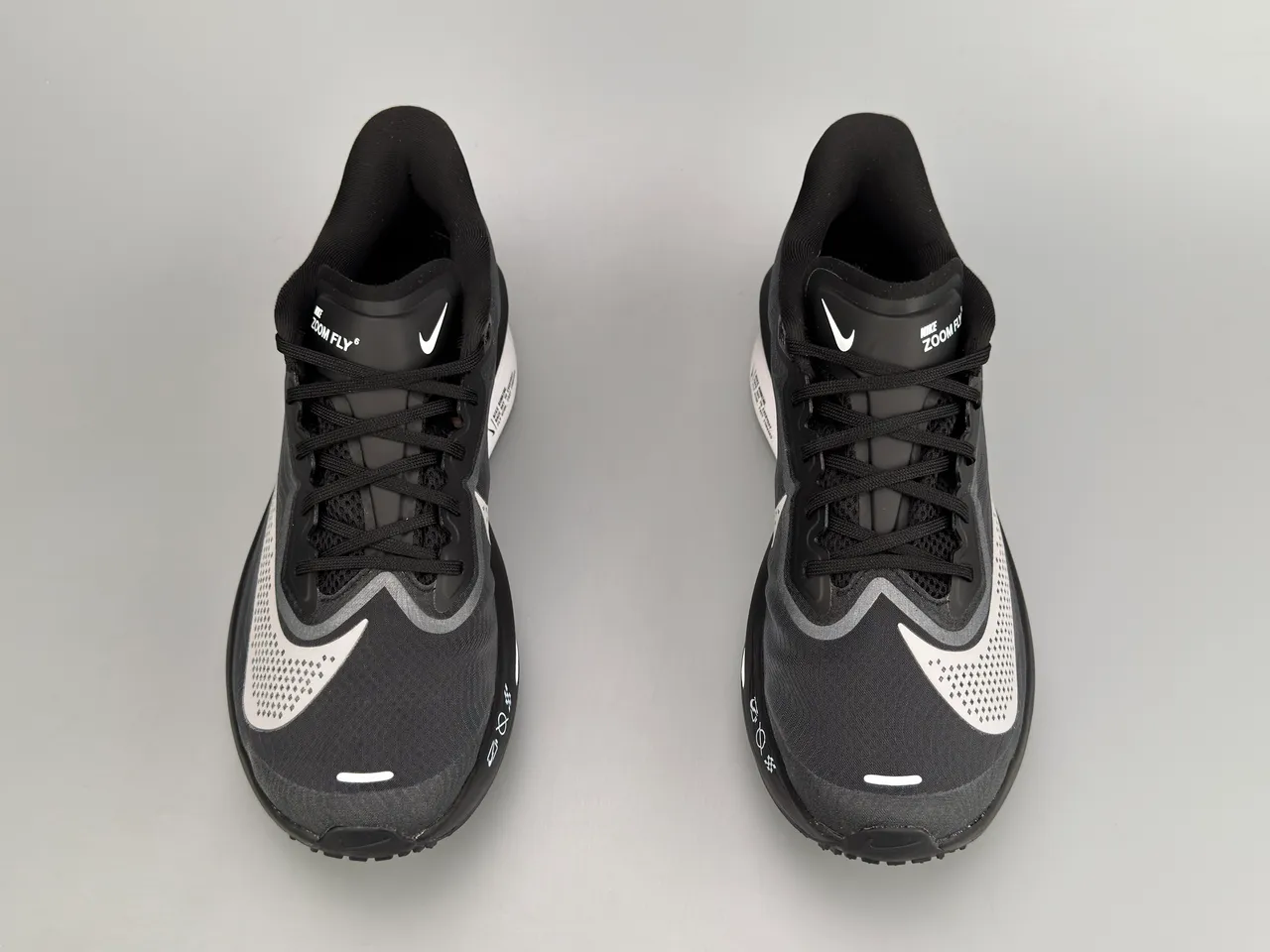 Nike Black Gray Racing Silhouette Perforated Mesh Toebox Running Shoes 9