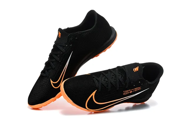 Nike Noir Orange Flyweave Tige tricotée ACC Marquage Chaussures de football intérieur 2