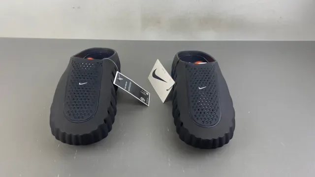 Nike Black Orange Laceless Perforated Upper Sneakers 11