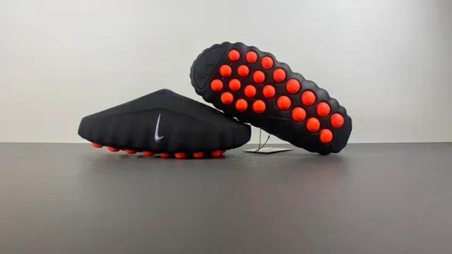 Nike Black Orange Laceless Perforated Upper Sneakers 12