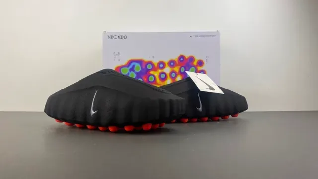 Nike Black Orange Laceless Perforated Upper Sneakers 13