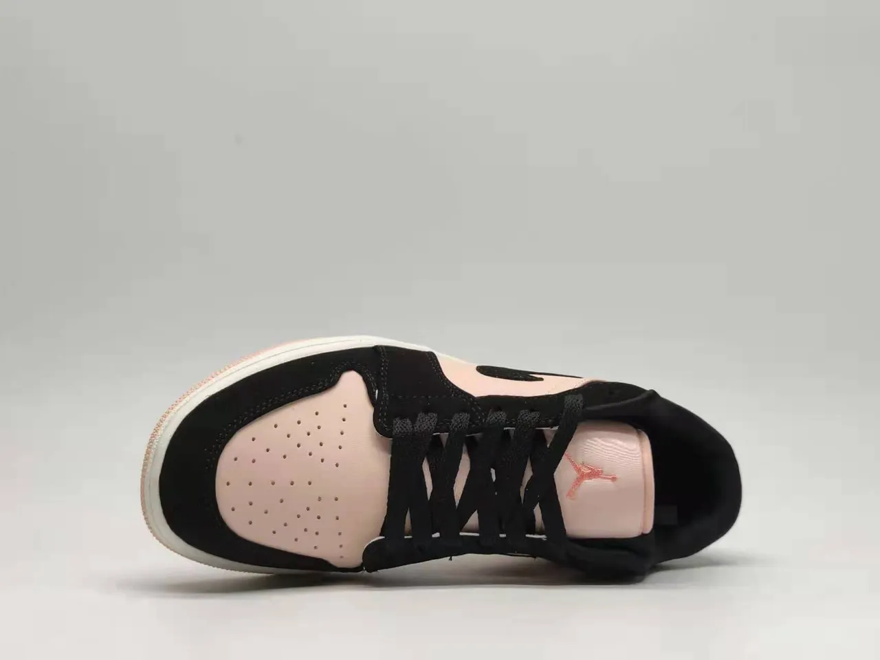 Nike Black Pink Low-Top Suede And Leather Panelled Lifestyle Sneakers 4