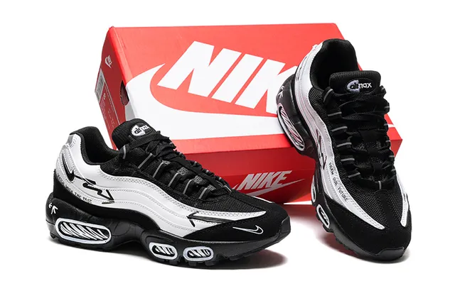Nike Black White Air Cushioning Layered Upper Lifestyle Sneakers 2