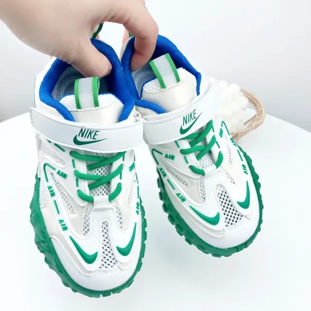 Nike Black White Mesh Upper Synthetic Cage Overlays Lifestyle Sneakers 11