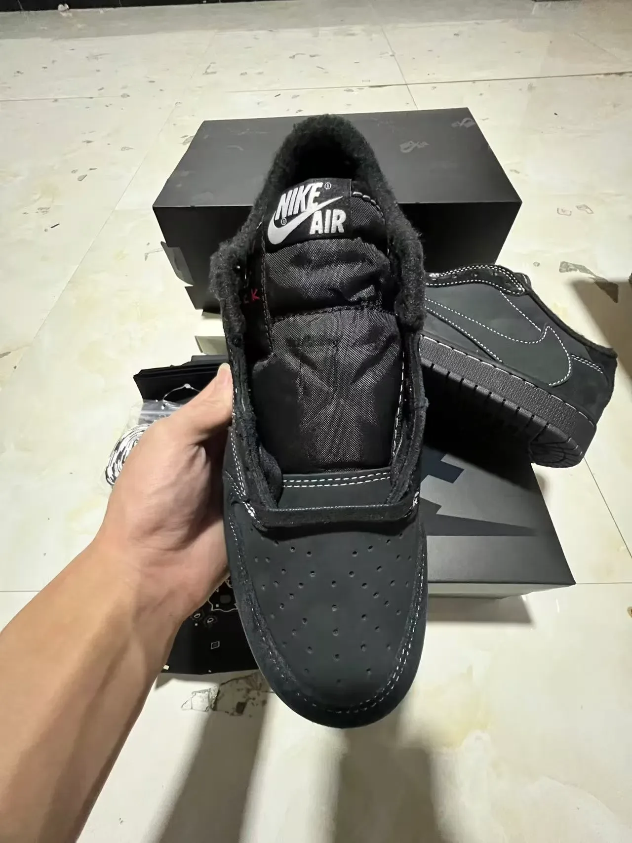 Nike Black White Suede And Leather Upper Contrast Stitching Lifestyle Sneakers 3