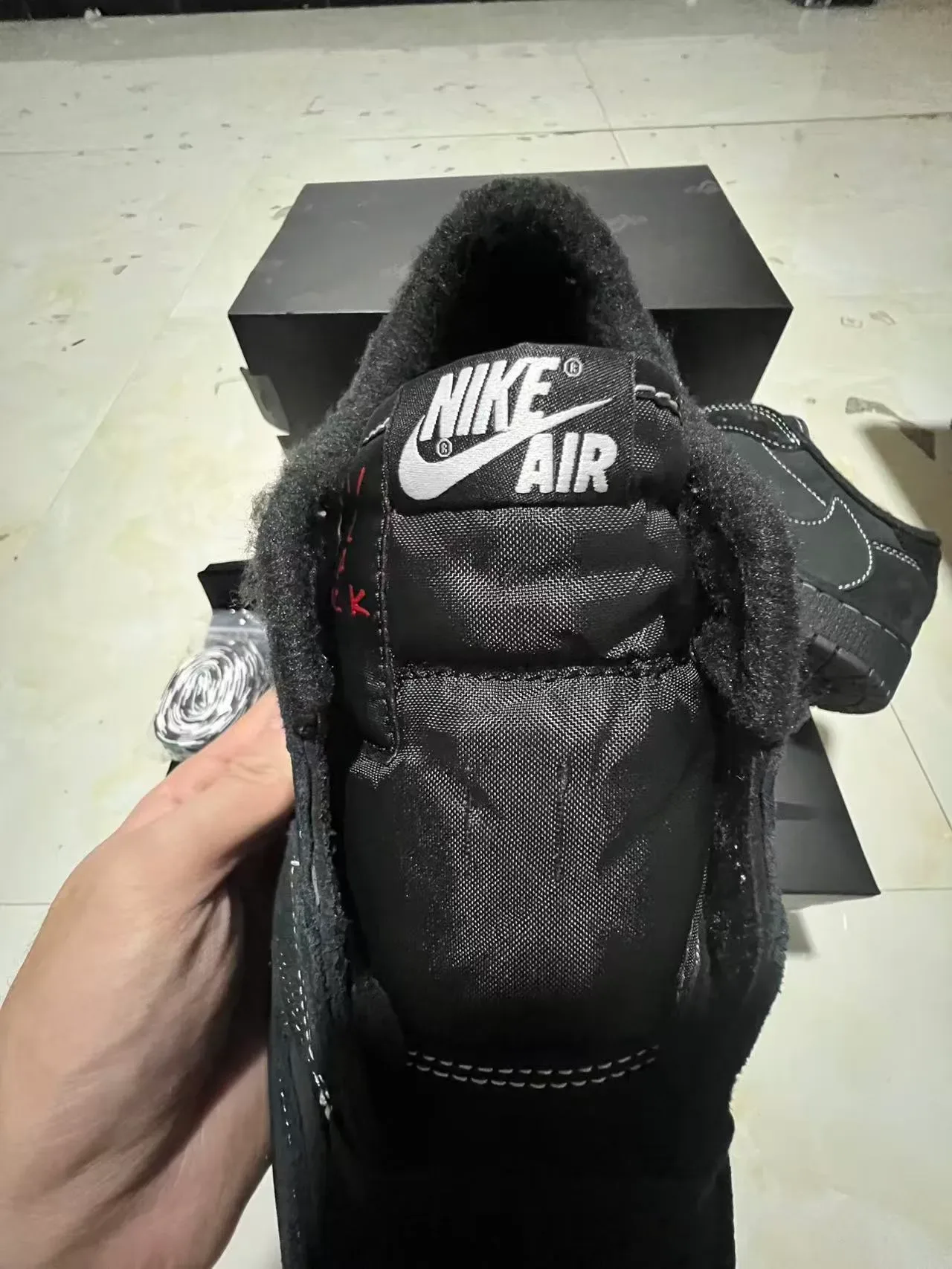 Nike Black White Suede And Leather Upper Contrast Stitching Lifestyle Sneakers 4