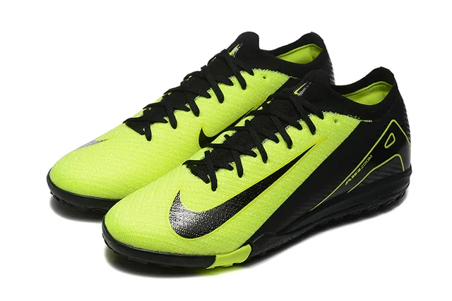 Nike Black Yellow Low-Cut Outsole Turf Soccer Shoes 8