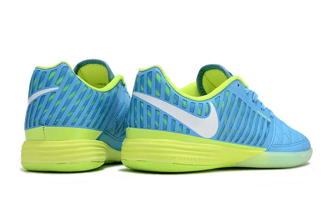Nike Chaussures de soccer indoor bleu vert avec capuche d'orteil matelassée perforée synthétique cage 5