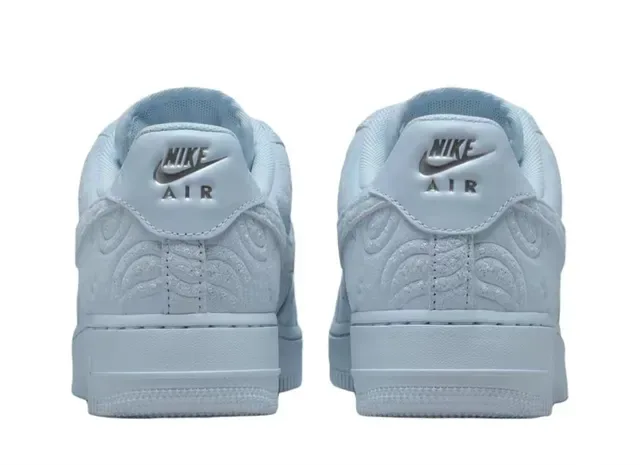 Nike Blue Monochromatic Embossed Paisley Lifestyle Sneakers 3