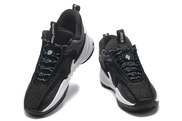 Nike Tênis de Basquete com Upper de Knit e Mesh em Azul e Laranja Midsole Esculpida Ondulada 12
