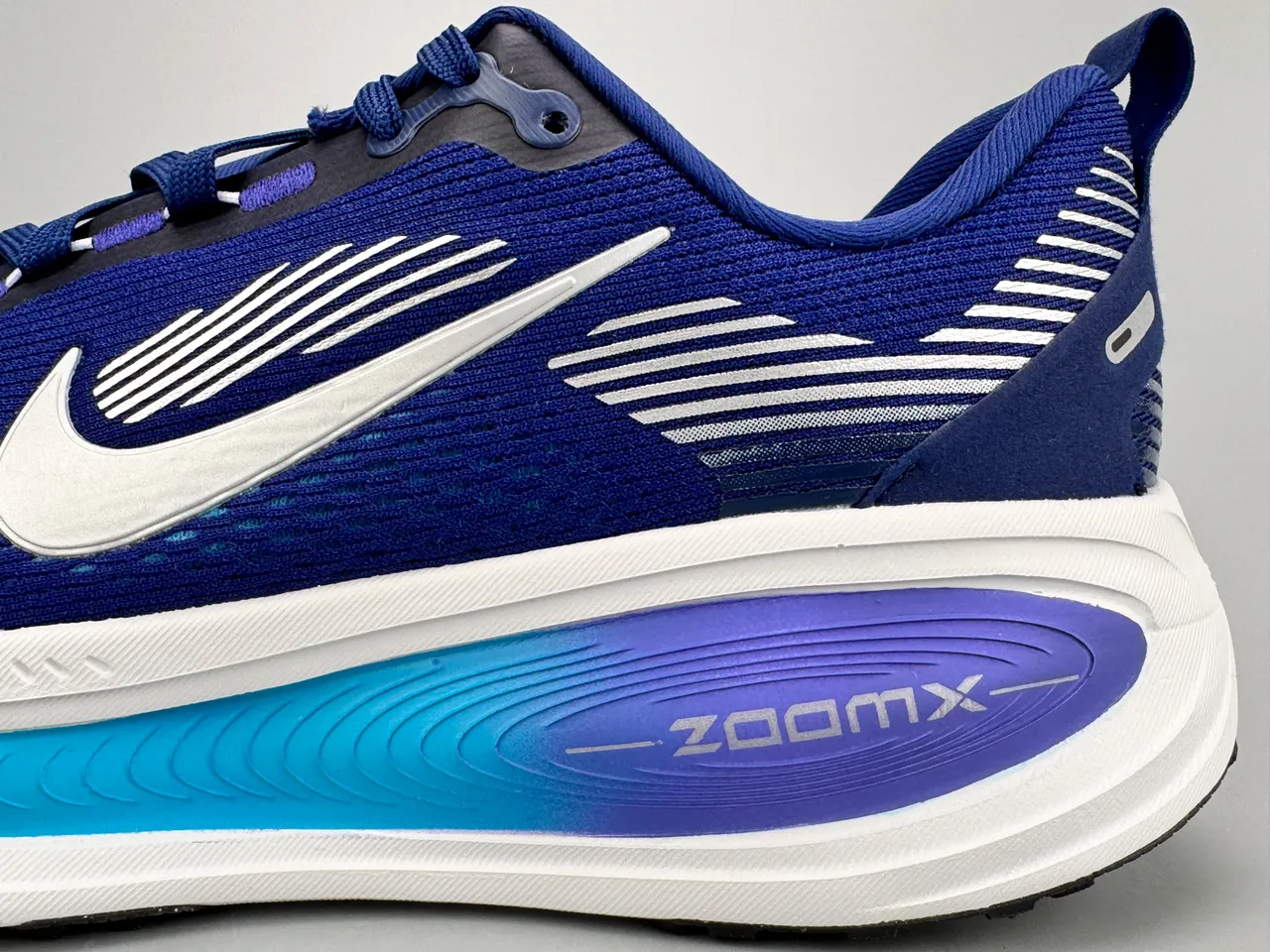 Nike Blue Purple Engineered Knit Upper Wave-Patterned ZoomX Midsole Running Shoes 7