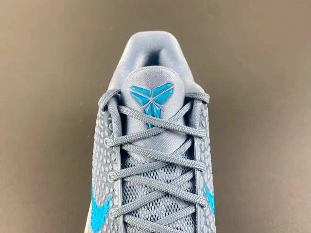 Nike Blue White High-Top Textured Pebble Upper Basketball Shoes 6