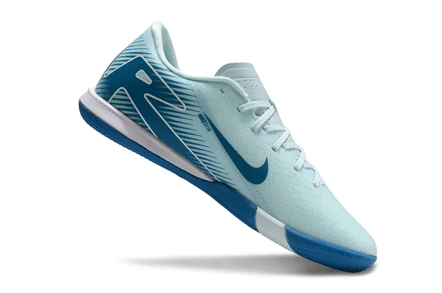 Nike Blue White Low-Top Synthetic Mesh Upper Sneakers 2