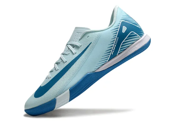 Nike Blue White Low-Top Synthetic Mesh Upper Sneakers 3