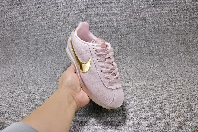 Nike Cortez Pink Gold Suede Upper Metallic Swoosh Lifestyle Sneakers 9