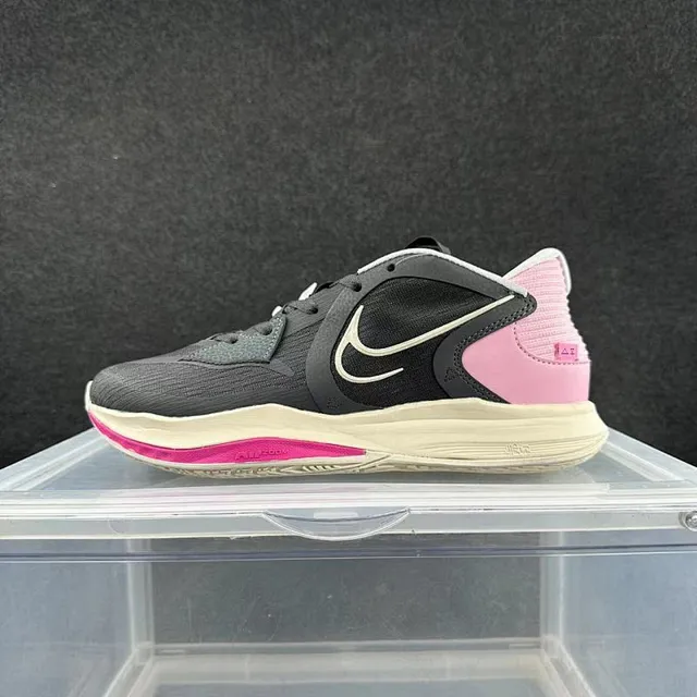 Nike Cosmic Unity Black Pink Low-Top Basketball Shoes 2