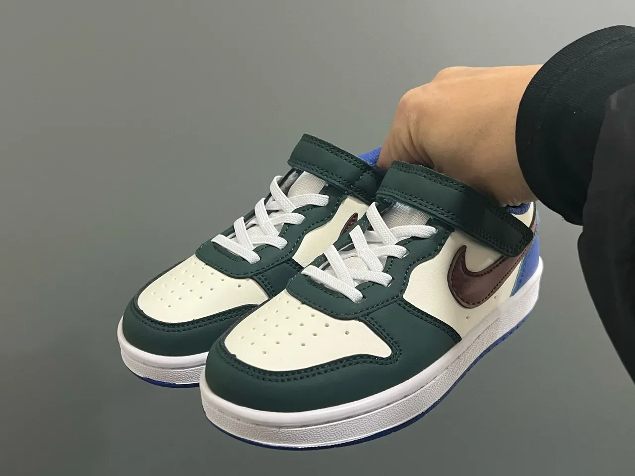 Nike Court Borough Low Kids Lifestyle Sneakers 19