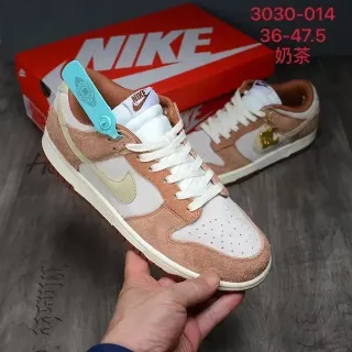 Nike Dunk Low Sapatilhas Lifestyle Bege Branco de Suede e Couro Paineladas