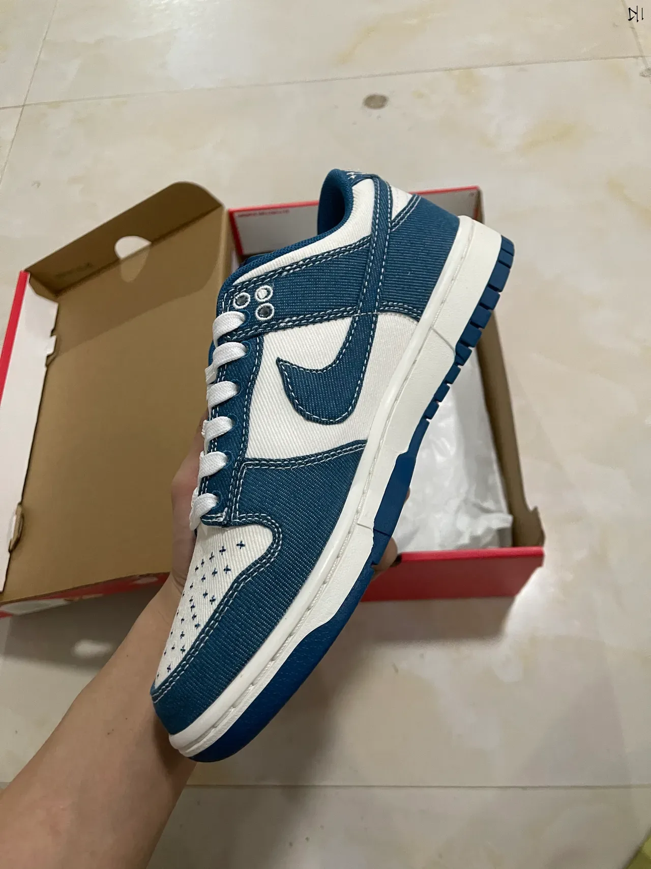 Tênis Nike Dunk Low Denim Navy e White Lifestyle 4