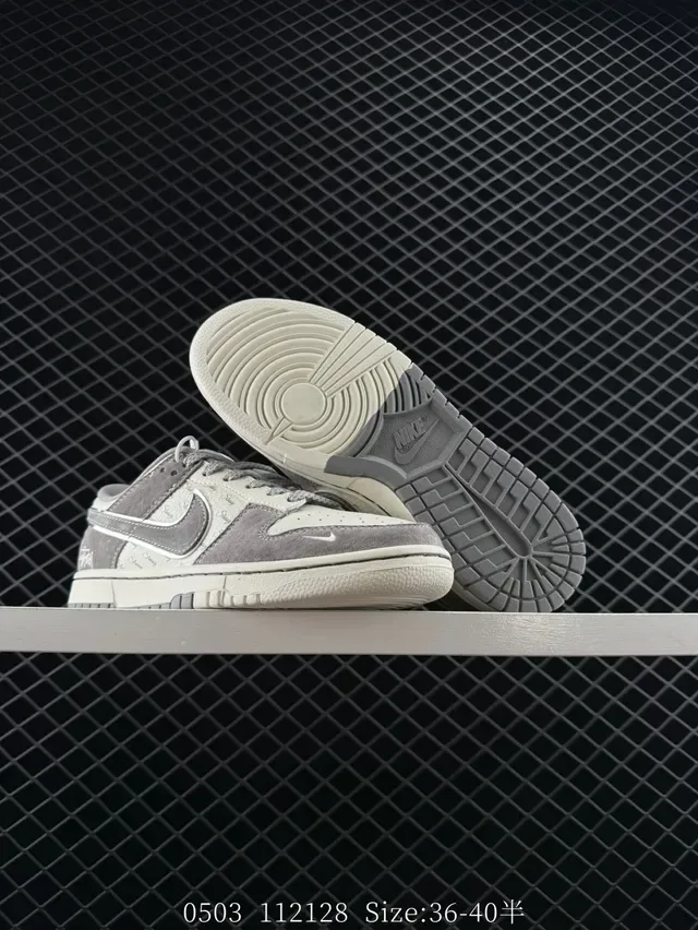 Nike Dunk Low Gray and Cream Stussy Collaboration Lifestyle Sneakers 5