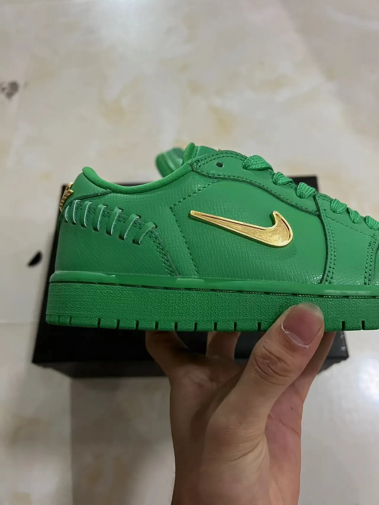 Nike Dunk Low Green Gold Metallic Lifestyle Sneakers 7