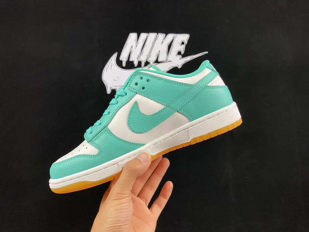 Nike Dunk Low Mint Green and White Lifestyle Sneakers 4