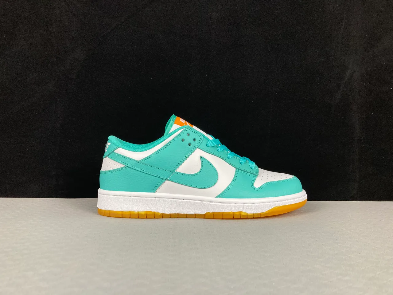 Nike Dunk Low Mint Green and White Lifestyle Sneakers 17